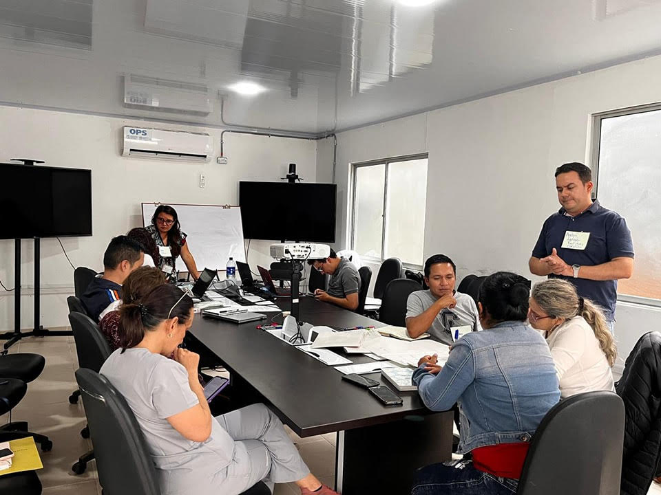 Evaluación del Sistema Nacional de la Vigilancia de IAAS